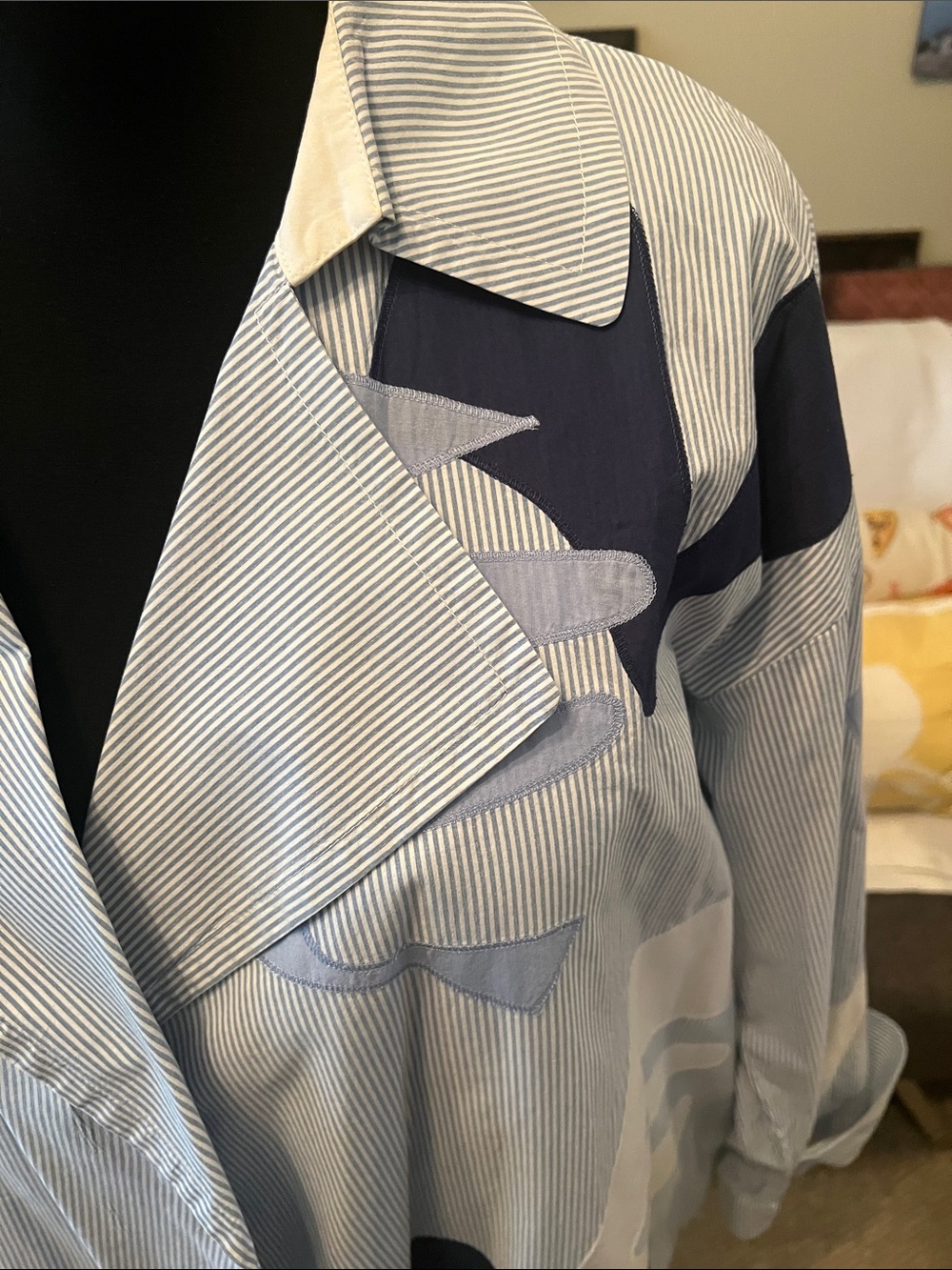Light Blue & Navy Patterned Women's Coat by Lafayette 148 - Picture 3 of 9